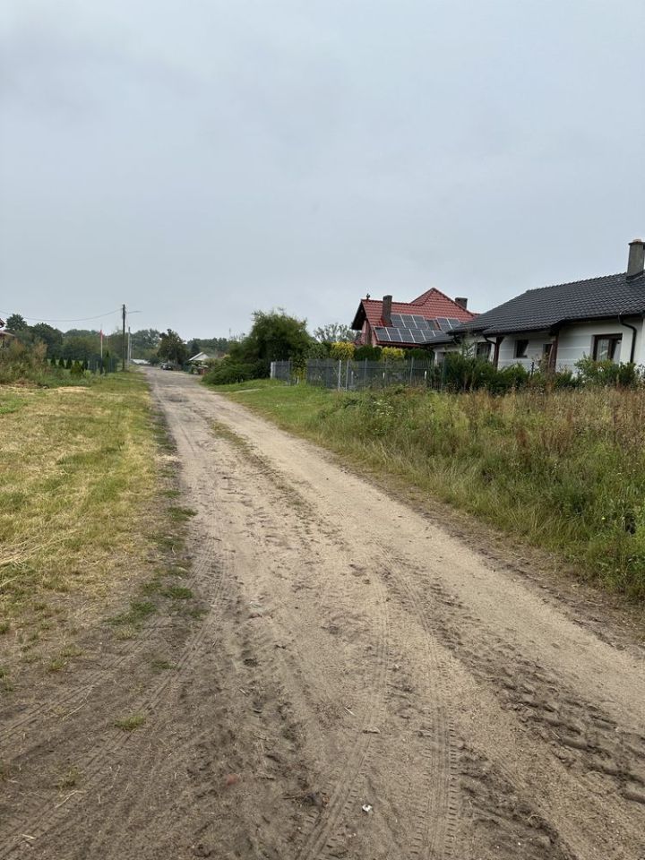 Działka budowlana Lutom. Zdjęcie 1