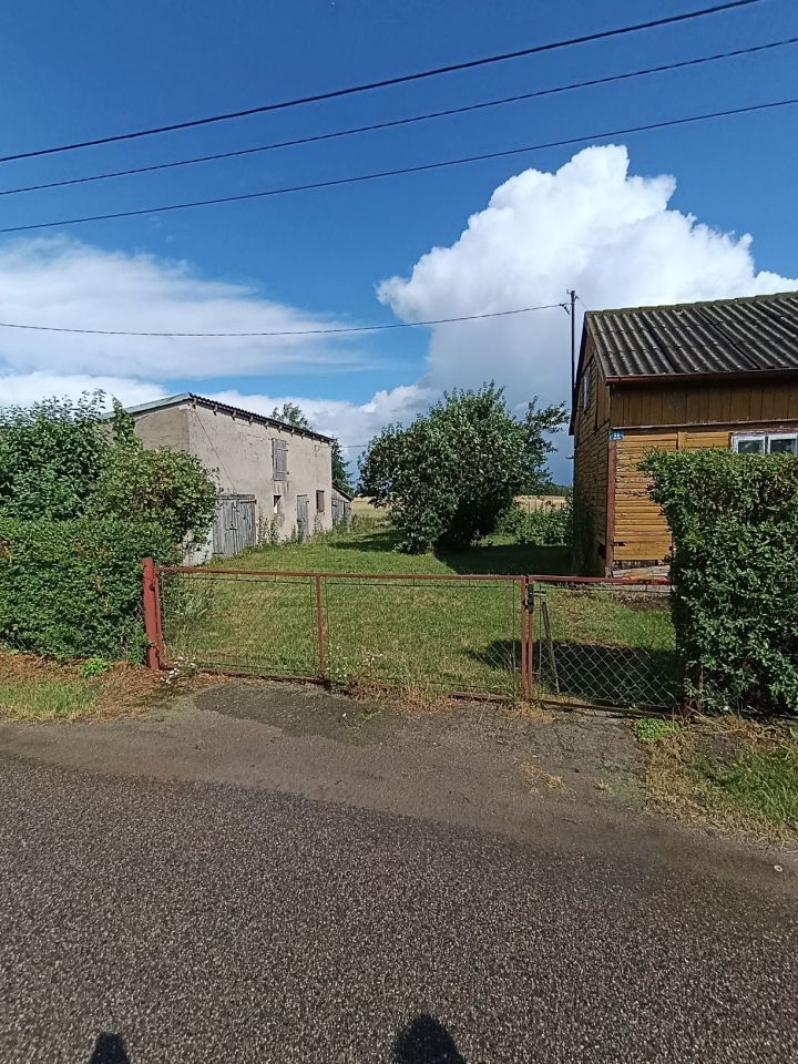 dom wolnostojący, 2 pokoje Radzynek. Zdjęcie 2