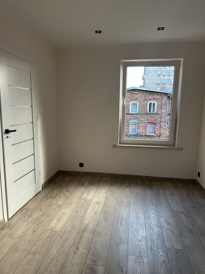 Mieszkanie 2-pokojowe Markowizna. Zdjęcie 2