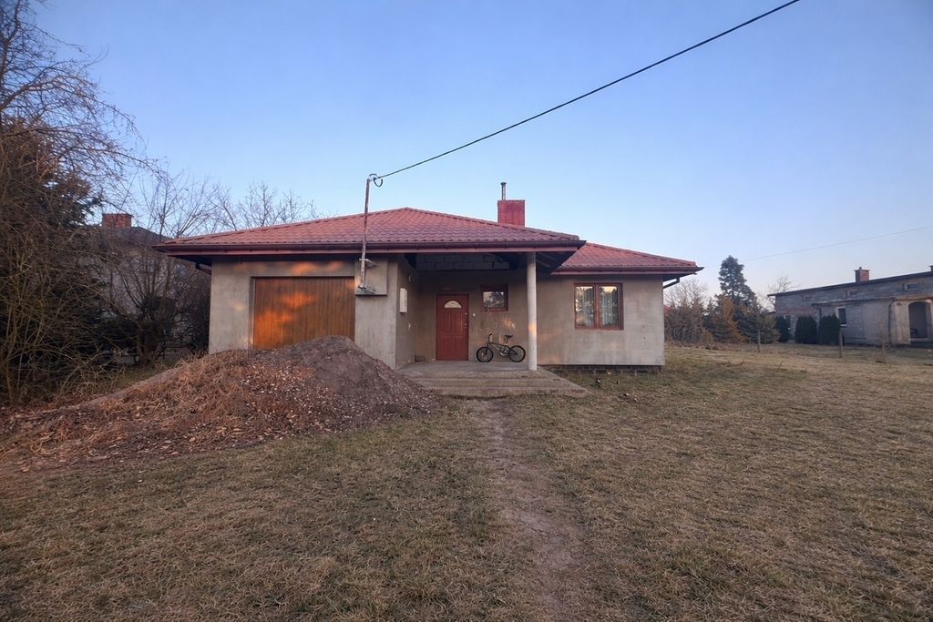 dom wolnostojący, 4 pokoje Strzegocin. Zdjęcie 5