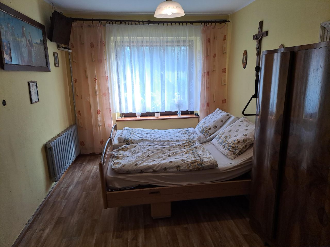dom wolnostojący, 5 pokoi Tłustomosty. Zdjęcie 10