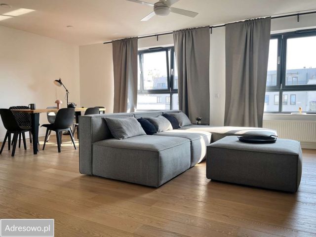 Mieszkanie 3-pokojowe Warszawa Stegny. Zdjęcie 1