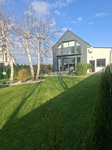 dom wolnostojący, 3 pokoje Lipno, Prymasa Tysiąclecia. Zdjęcie 1