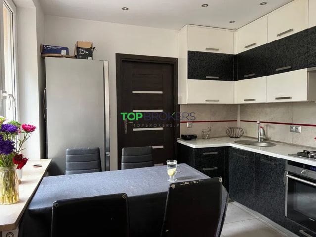 Mieszkanie 4-pokojowe Warszawa Włochy, ul. Rybnicka. Zdjęcie 3