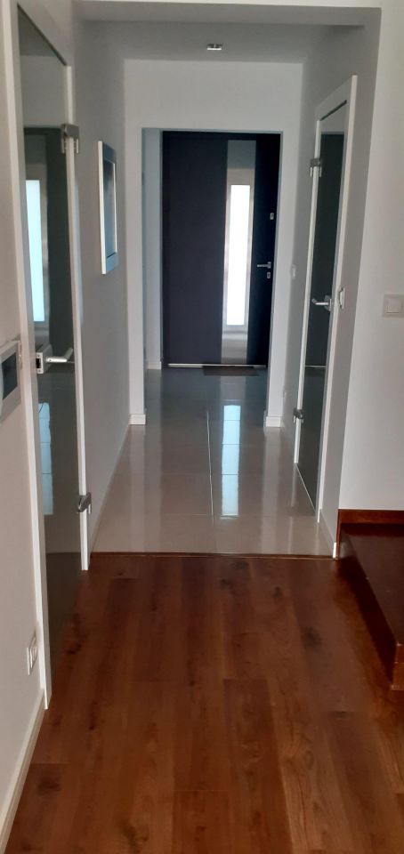 dom szeregowy Nowy Sącz Wólki, ul. Podmłynie. Zdjęcie 5