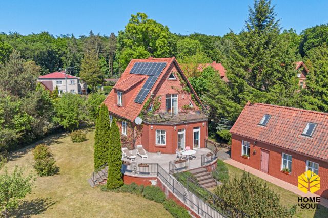 dom wolnostojący, 8 pokoi Stegna, ul. Wojska Polskiego. Zdjęcie 1