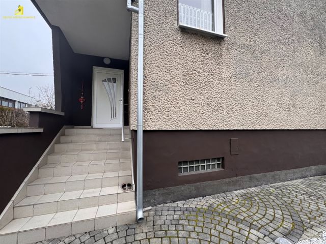 dom wolnostojący, 6 pokoi Opole Półwieś. Zdjęcie 2