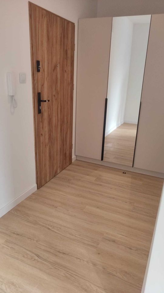 Mieszkanie 1-pokojowe Rybno. Zdjęcie 3