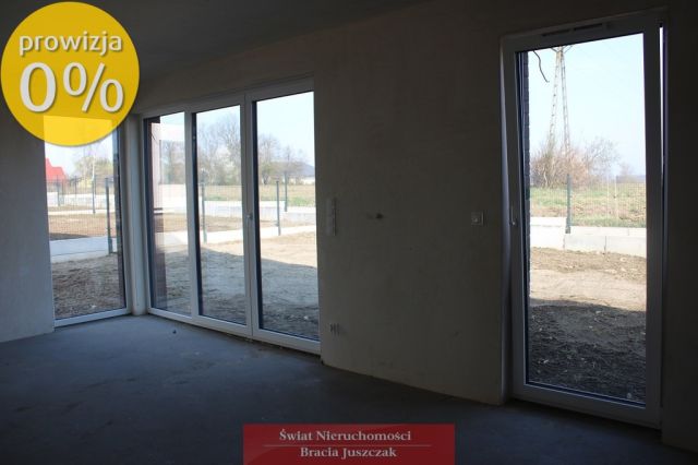 bliźniak, 4 pokoje Kryniczno. Zdjęcie 4