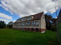 Nieruchomość komercyjna Parzyce. Zdjęcie 1