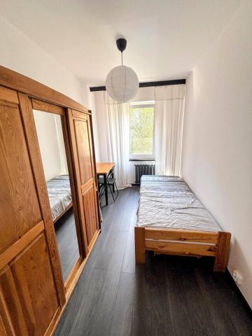 Mieszkanie 3-pokojowe Katowice os. Witosa, ul. Wincentego Witosa. Zdjęcie 2