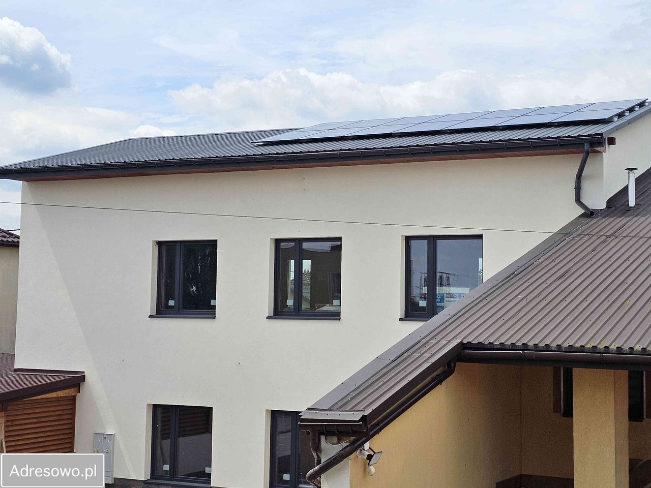 Lokal Wola Batorska. Zdjęcie 3