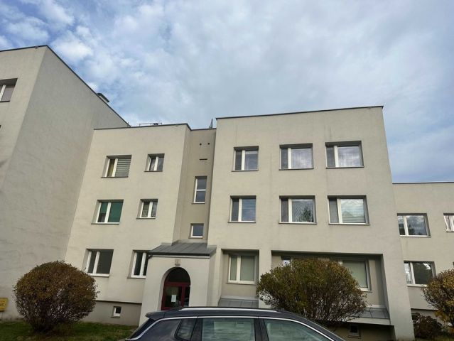 Mieszkanie 2-pokojowe Kraków Bieżanów, ul. Alberta Schweitzera. Zdjęcie 1