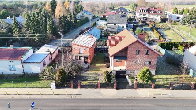 dom wolnostojący, 6 pokoi Mikorzyn. Zdjęcie 1