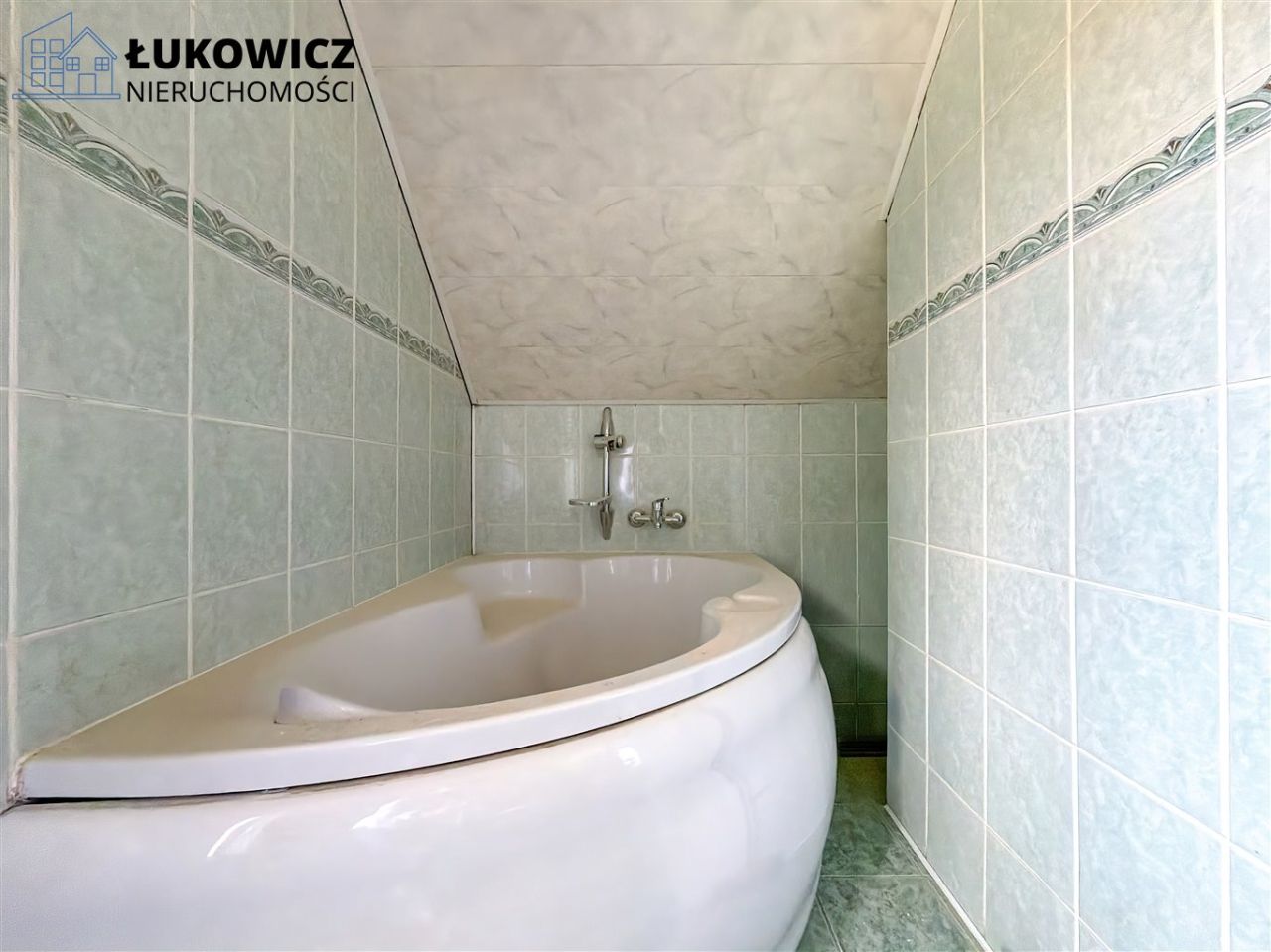 dom wolnostojący, 6 pokoi Ujsoły. Zdjęcie 31