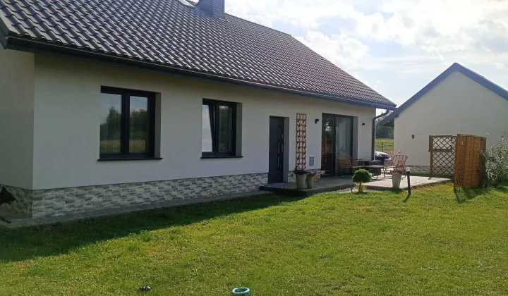 dom wolnostojący, 6 pokoi Brzezówka