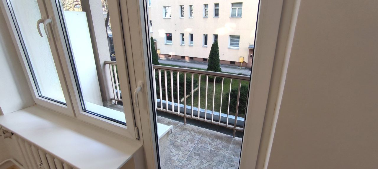 Mieszkanie 1-pokojowe Gdynia Wzgórze Świętego Maksymiliana, ul. Partyzantów. Zdjęcie 3