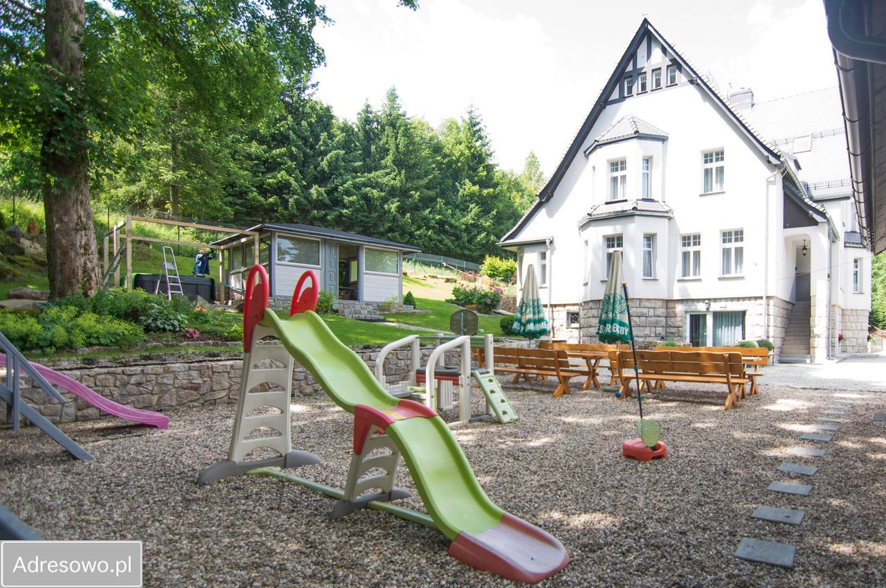 dom wolnostojący Szklarska Poręba Marysin, ul. Bronka Czecha. Zdjęcie 7