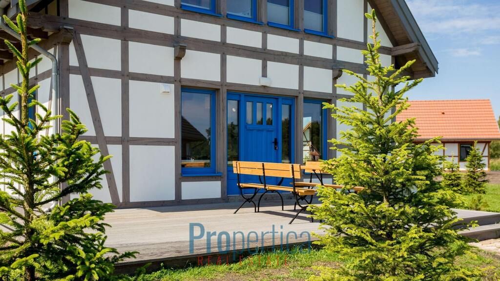 dom wolnostojący, 9 pokoi Rowy