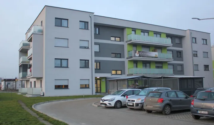 Mieszkanie 3-pokojowe Starczanowo, ul. Czesława Świdurskiego