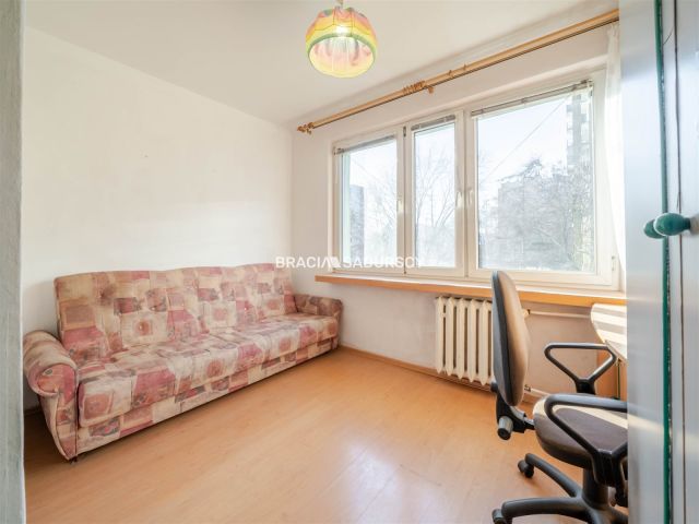 Mieszkanie 3-pokojowe Kraków Czyżyny, os. Dywizjonu 303. Zdjęcie 8