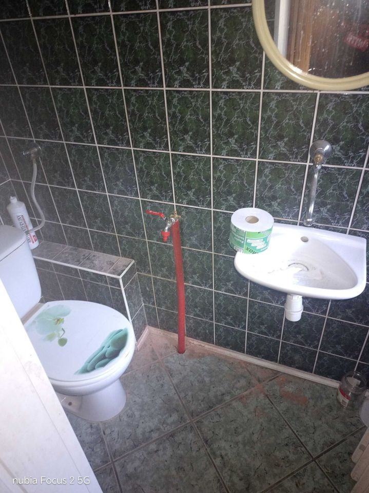 Mieszkanie 4-pokojowe Żarów. Zdjęcie 4