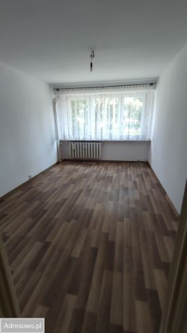 Mieszkanie 3-pokojowe Toruń Chełmińskie Przedmieście, ul. Bartosza Głowackiego. Zdjęcie 1