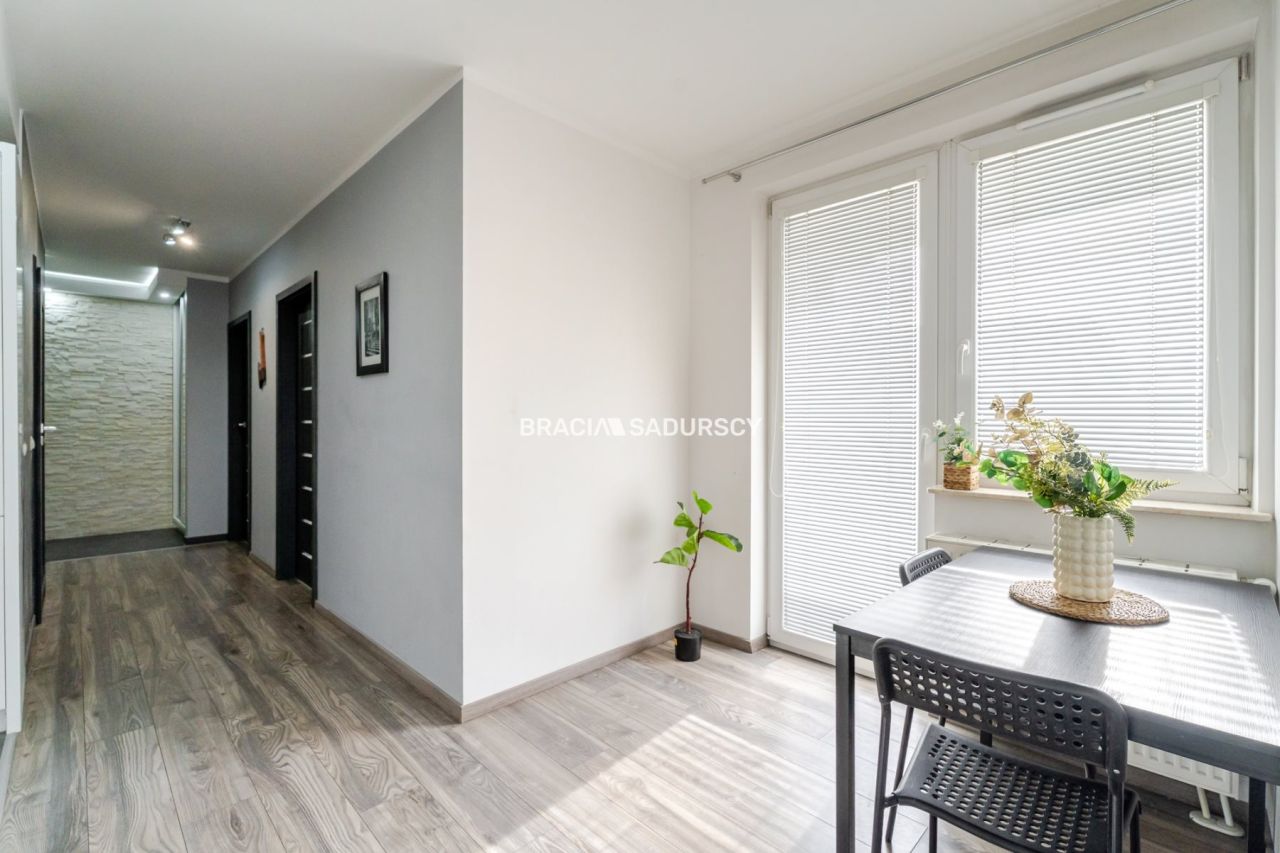 Mieszkanie 3-pokojowe Kraków Prądnik Biały, al. 29 Listopada. Zdjęcie 22