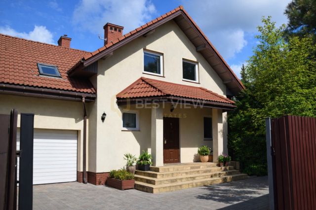 bliźniak, 4 pokoje Łomianki Dolne, al. Fryderyka Chopina. Zdjęcie 1