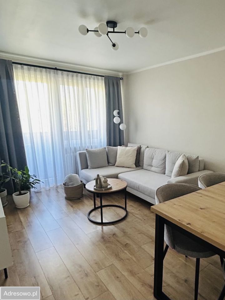 Mieszkanie 3-pokojowe Poznań Rataje, os. Jagiellońskie. Zdjęcie 1