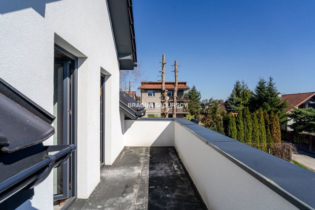 Mieszkanie 4-pokojowe Wieliczka, ul. Kaczeńce. Zdjęcie 22