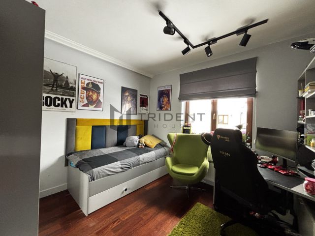 dom szeregowy, 5 pokoi Piaseczno. Zdjęcie 13