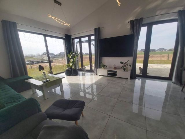 dom wolnostojący, 4 pokoje Oraczewice. Zdjęcie 2