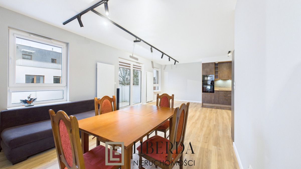 Mieszkanie 3-pokojowe Warszawa, ul. Santocka. Zdjęcie 4