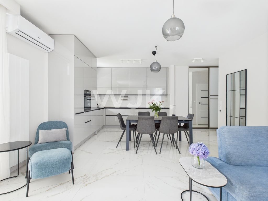 Mieszkanie 5-pokojowe Warszawa Praga-Południe, ul. gen. Tadeusza Bora-Komorowskiego. Zdjęcie 2