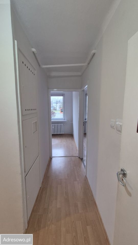 Mieszkanie 3-pokojowe Ostrowiec Świętokrzyski, ul. Mieczysława Radwana. Zdjęcie 3