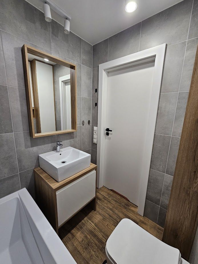 Mieszkanie 4-pokojowe Turek, os. Wyzwolenia. Zdjęcie 4