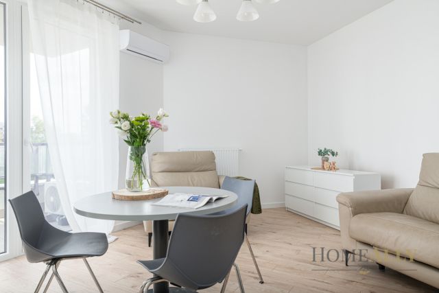 Mieszkanie 3-pokojowe Warszawa Ursus, ul. Karola Taylora. Zdjęcie 2