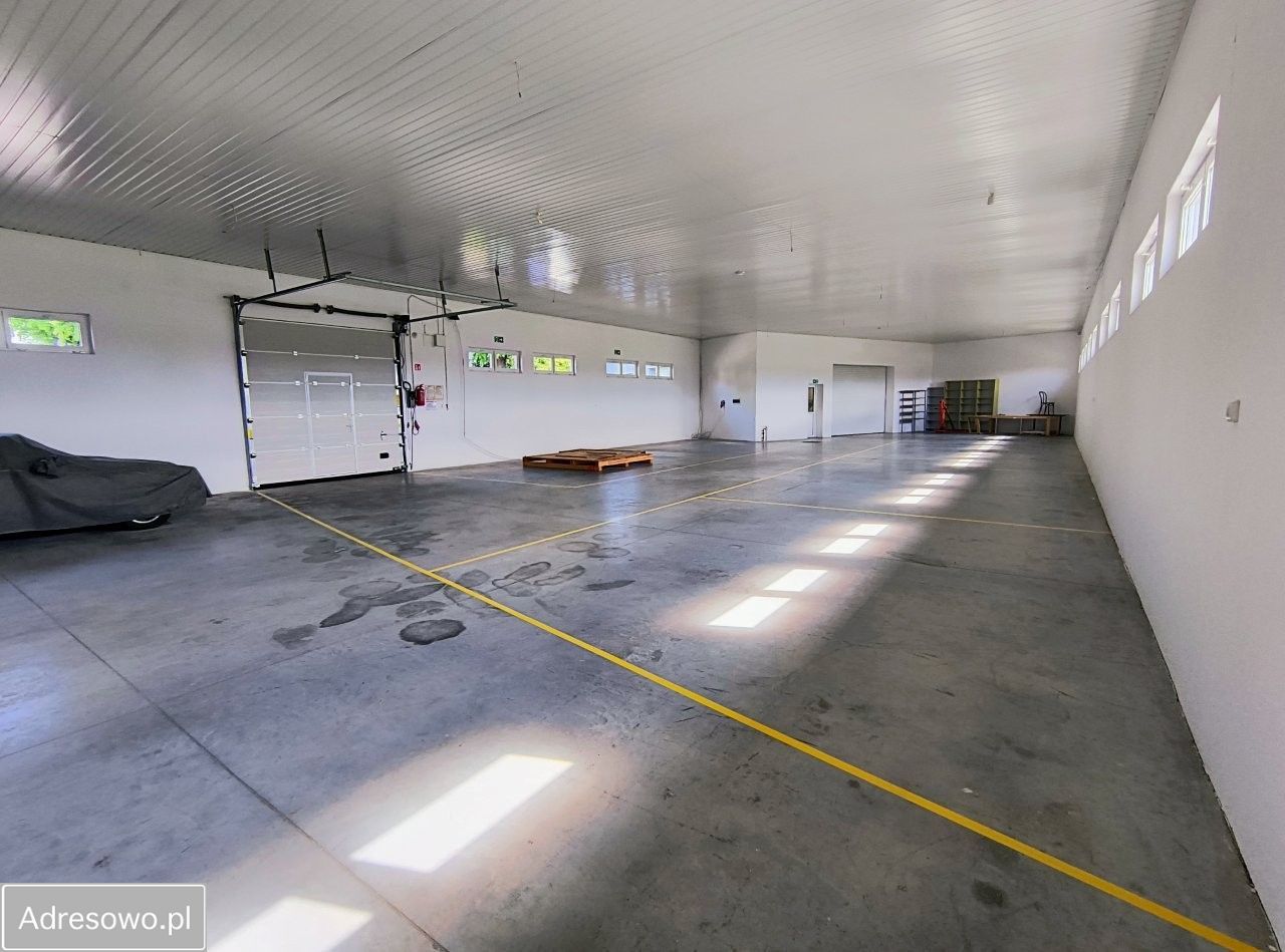 Nieruchomość komercyjna Dąbrówki. Zdjęcie 1