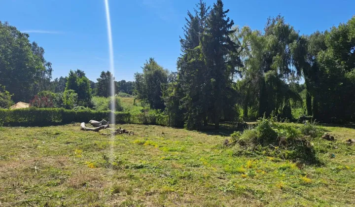 Działka budowlana Pęcice Małe, ul. Leśna