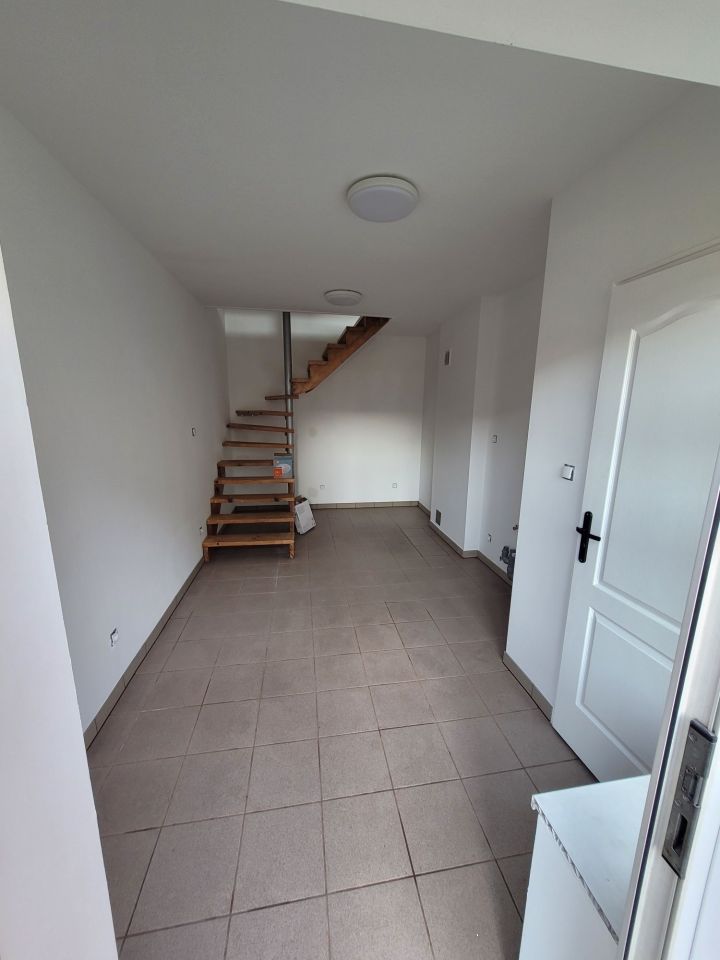 Mieszkanie 2-pokojowe Żary. Zdjęcie 6