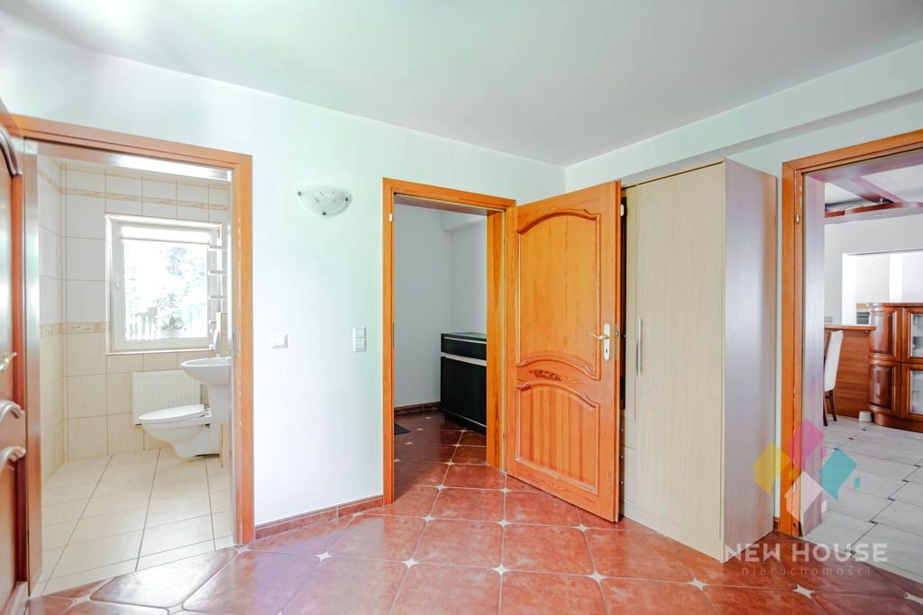 bliźniak, 9 pokoi Zalbki. Zdjęcie 16