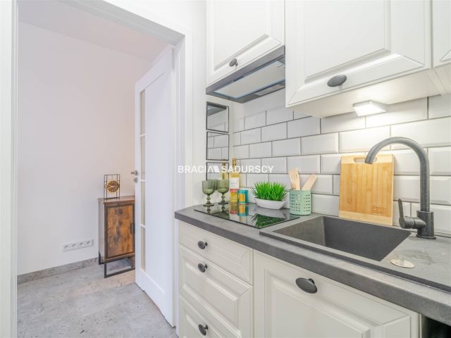 Mieszkanie 1-pokojowe Kraków Dębniki, ul. Kobierzyńska. Zdjęcie 2