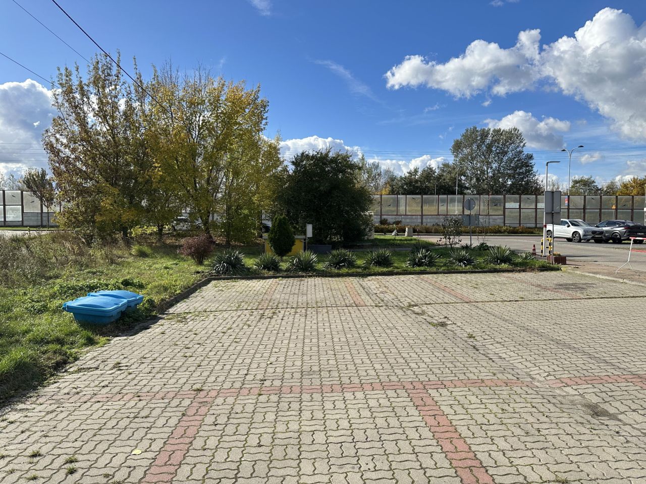 Działka inwestycyjna Warszawa Wawer, ul. Wał Miedzeszyński. Zdjęcie 2