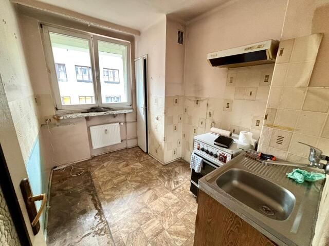 Mieszkanie 3-pokojowe Katowice Śródmieście, ul. Władysława Stanisława Reymonta. Zdjęcie 4