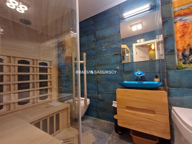 Mieszkanie 5-pokojowe Kraków Bieżanów, ul. Henryka i Karola Czeczów. Zdjęcie 20