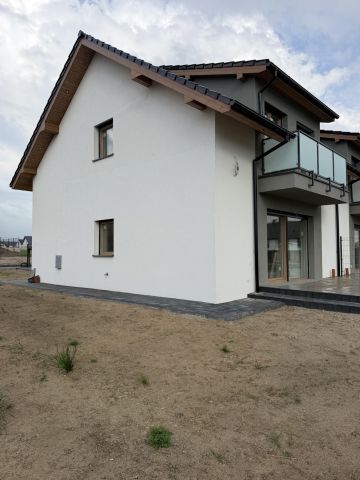 bliźniak, 5 pokoi Stargard, ul. gen. Stefana Grota-Roweckiego. Zdjęcie 2