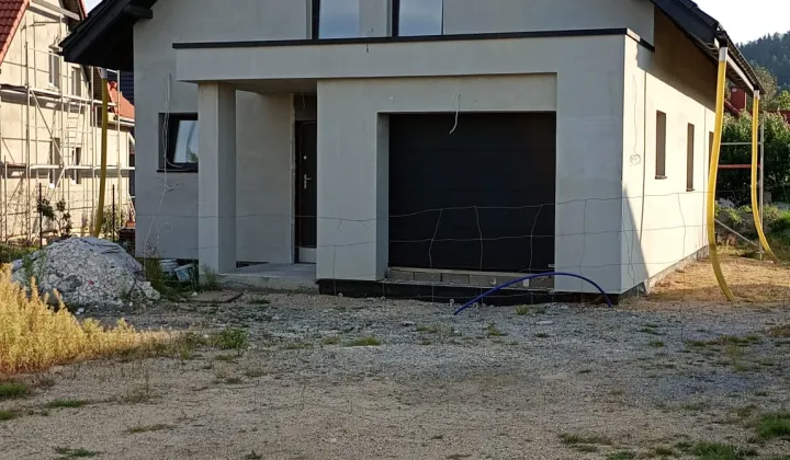 dom wolnostojący, 3 pokoje Mysłakowice, ul. Zielona