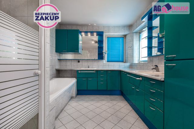 dom szeregowy, 8 pokoi Gdańsk Orunia, ul. Jana Czirenberga. Zdjęcie 17