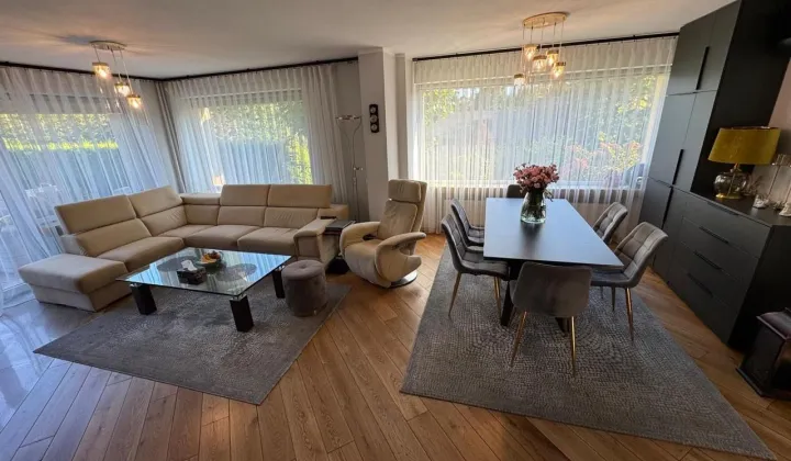 dom wolnostojący, 9 pokoi Bielsko-Biała Stare Bielsko, ul. Hutnicza